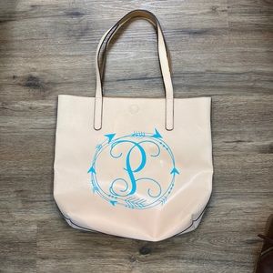 Monogramed P tote bag